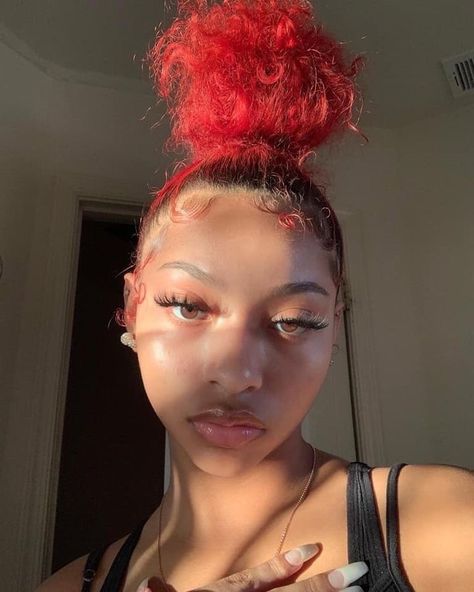 Red Hair Light Skin, Red Hair Light, Hairstyle Girl, Hair Light, Natural Hairstyle, Pelo Afro, Dyed Natural Hair, Girls With Red Hair, Natural Hair Styles Easy