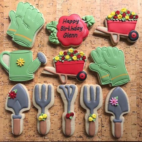 Lorraine Pateman on Instagram: “Glenn loves gardening and is having a birthday today  #cookiesofinstagram #sugarcookies #sugarcookiesofinstagram #icingcookies…” Gardening Cookies, Garden Cookies, Birthday Today, Love Garden, Icing Cookies, Birthday Cookies, Royal Icing Cookies, Decorated Cookies, Royal Icing