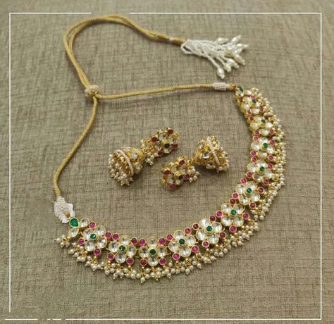 Etsy Jewelry Necklace, Wedding Choker Necklace, Unique Wedding Jewelry, Pink Choker, Kundan Jewelry, Jewellery Wedding, Earrings Indian, Indian Jewelry Sets, Gold Fashion Necklace