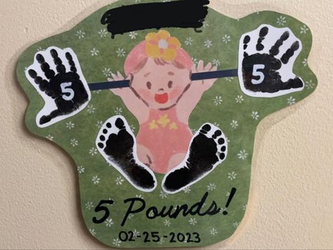 Nicu Thanksgiving Pictures, 100 Days Old Nicu Craft, Cute Nicu Crafts, Nicu Due Date Craft, New Years Nicu Crafts, Nicu Bulletin Board Ideas, One Month Nicu Craft, Nicu Crafts Foot Prints, Nicu Milestone Crafts