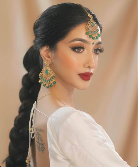 Bridal Makeup Red Lips, Ethnic Makeup, Indian Makeup Looks, Bollywood Makeup, Indian Wedding Makeup, Indian Bride Makeup, Perfect Red Lips, Bengali Bridal Makeup, Red Lip Makeup