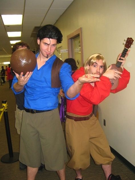 best halloween costumes ever: tulio and miguel from "the road to el dorado" Miguel And Tulio, Diy Costumes Men, The Road To El Dorado, Road To El Dorado, Best Costume Ever, Best Halloween Costumes Ever, Best Cosplay Ever, Duo Costumes, Mens Halloween Costumes