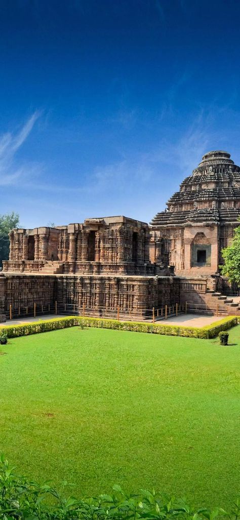 Odisha Temple, Odisha Photography, Odisha Culture, Happy Hug Day, Ancient Indian Architecture, Temple Photography, Rose Flower Pictures, Natural Photography, Indian Architecture