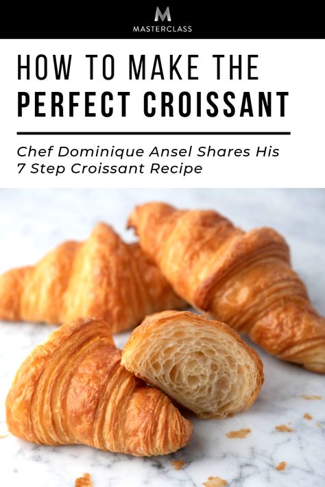 Traditional Croissant Recipe, Croissant Nutella, Easy Croissant Recipe, Croissant Recipes, Crossant Recipes, Making Croissants, French Croissant, Mini Croissant, Homemade Croissants