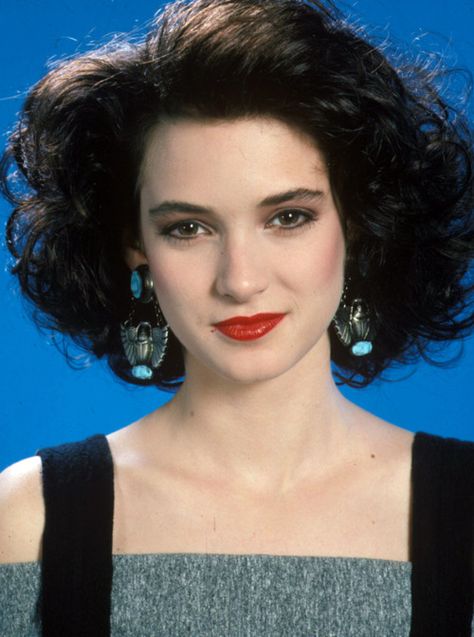 Just Eighties Fashion Winona Ryder Heathers, Winona Ryder Style, Winona Ryder 90s, Heathers Movie, Winona Forever, Veronica Sawyer, 80s Makeup, 80s Hair, Winona Ryder