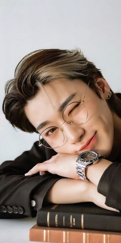 Choi San in 2022 | Kpop guys, Sans cute, Pretty men Kpop Guys Hair, Korean Hairstyles, Cute Kpop, San Ateez, Ateez San, Sans Cute, Choi San, Coron, Woo Young