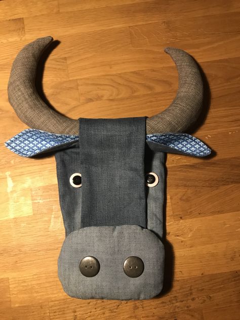 Donkey Humor, Stuffed Cow, Traditional Farmhouse Decor, Jeans Upcycle, Angus Cow, Buffalo Art, Sewing Stuffed Animals, Denim Ideas, Recycled Jeans