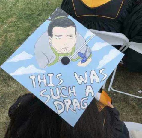 Gotta do this Anime Graduation Cap, Anime Graduation, Naruto And Boruto, Funny Graduation Caps, Creative Graduation Caps, Graduation Cap Ideas, College Grad Cap Ideas, High School Graduation Cap, College Graduation Cap Decoration