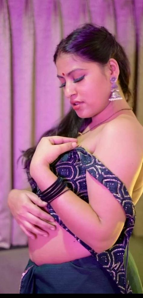 Bhabhi Ji Photo, Anjali Gaud, Cute Short Dresses, Arabian Beauty Women, Hot Women Dress, Beautiful Dresses Short, Beautiful Dresses For Women, Hottie Women, Beautiful Women Over 40