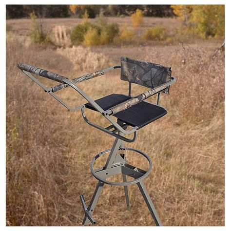 Tripod Deer Stand, Tree Stand Hunting, Deer Hunting Stands, Hunting Stands, Deer Blind, Deer Hunting Tips, Tower Stand, Hunting Camo, Deer Stand