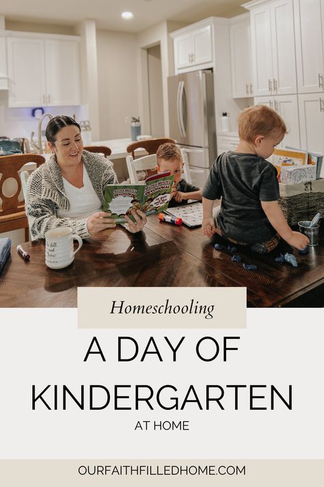 What does a day of homeschool look like for kindergarten? Come with us on our day of kindergarten at home! Learn how to homeschool kindergarten and believe that you can homeschool, too! Loop Schedule, Kindergarten At Home, Preschool Routine, Bible Learning, How To Homeschool, Homeschool Routine, Preschool Homeschool, Homeschool Kindergarten, Homeschool Preschool