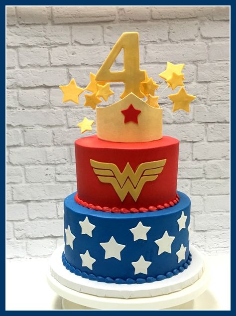 Wonder Woman Party Ideas, Oneder Woman 1st Birthday Cake, Wonder Woman Cakes Ideas, Wonder Woman Sheet Cake, Wonderwoman Cupcakes, Wonderwoman Cake Design, 80th Birthday Party Favors, Wonder Woman Cake, Wonder Woman Birthday Party