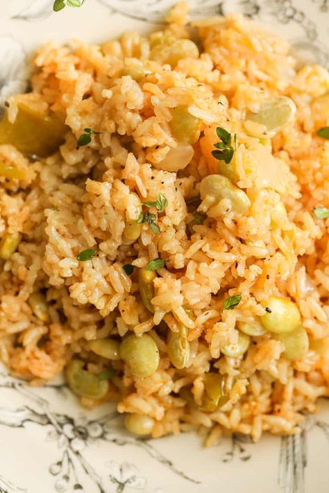 Lima Beans And Rice, Haitian Rice Recipes, Vegan Haitian Food, Hatian Food Rice, Haitian Black Rice Recipe, Haitian Rice And Beans, Haitian Food Recipes Haiti, Beans And Rice Recipes, Lima Beans Recipe