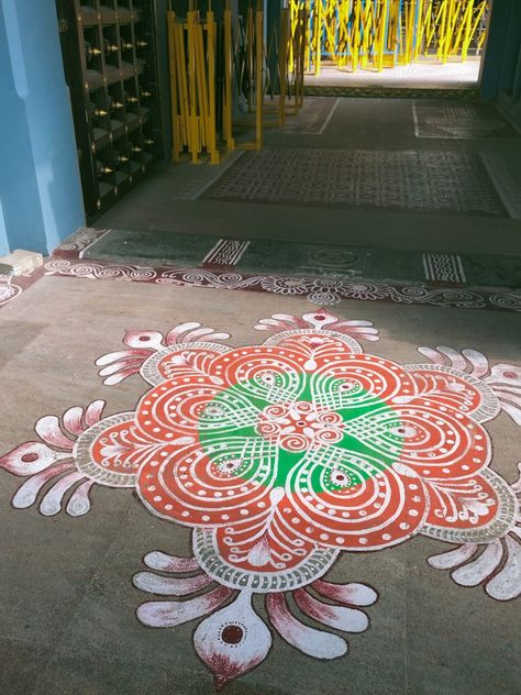 In south Indian temple rangoli is very important South Indian Rangoli Design, South Indian Rangoli, Indian Rangoli Designs, South Indian Temple, Indian Rangoli, Indian Temple, Rangoli Design, Indian Traditional, Rangoli Designs