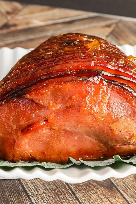 Baked Ham With Honey Apricot Glaze Glazed Easter Ham, Ham With Pineapple, Pineapple Chutney, Apricot Glaze, Spiral Sliced Ham, Easter Ham, Ham Glaze Recipe, Honey Glazed Ham, Easter Brunch Food