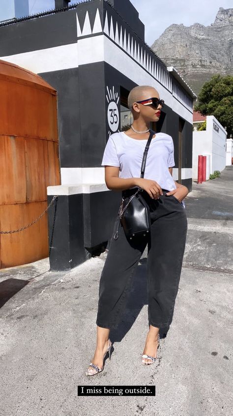 Mihlali Ndamase, Summer Weekend Outfit, African Inspired Fashion, Woman Suit Fashion, Classy Casual Outfits, Classy Casual, Womens Casual Outfits, White Fashion, Types Of Fashion Styles