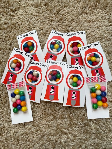 Bubble Gum Valentines For Kids, Candy Giveaway Ideas, Bubble Gum Birthday Party, Bubble Gum Party, Candy Giveaway, School Giveaways, Birthday Icon, New Project Ideas, Class Valentines