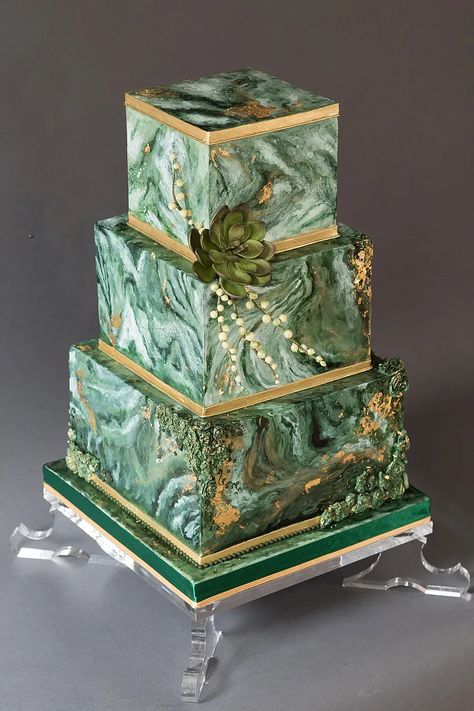 Get inspiration for iced wedding cakes and make a real show stopper feature at your wedding. From marble icing to intricate piping your choices are endless. Green And Gold Wedding, Green Wedding Cake, Square Wedding Cakes, Green Cake, Tiered Cake, Cake Trends, Gold Cake, Gold Wedding Cake, Elegant Cakes