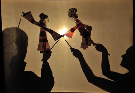 Shadow Theater, Shadow Puppetry, Puppetry Arts, Puppetry Theatre, Festivals In China, Shadow Theatre, Chinese Opera, Dress Rehearsal, Chinese Ancient