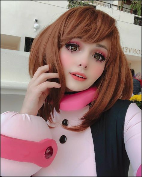 Uraraka Cosplay, Abby Roberts, Anime Cosplay Ideas, My Hero Academia Cosplay, Mha Cosplay, Halloween Beauty, Superhero Cosplay, Rwby Anime, Circle Lenses