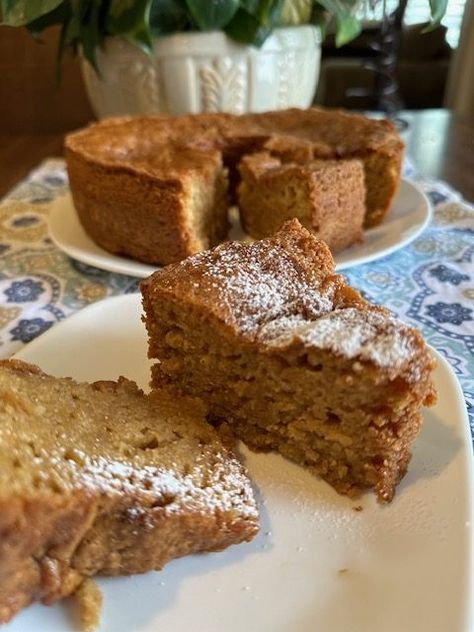 Brown Sugar Bundt Cake Burnt Sugar Cake Recipe, Brown Sugar Glaze For Cake, Brown Sugar Pound Cake Caramel, Brown Sugar Toffee Pound Cake, Brown Sugar Carmel Poundcake, Brown Sugar Bundt Cake, Burnt Sugar Cake, Brown Sugar Cake, Snacking Cake