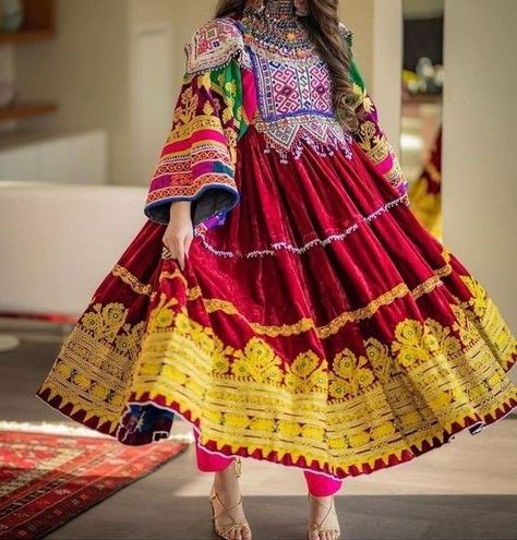 Afghan Culture, Afghani Dresses, Afghani Clothes, Muslim Dresses, Afghan Wedding, Afghan Girl, Afghan Fashion, Afghan Clothes, Waist Coat