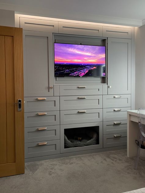 Built In Wardrobe With Desk And Tv, Cabinet In Bedroom Ideas, Built In Wall Dresser, Built In Wardrobe Drawers, Bedroom Media Wall Wardrobes, Custom Bedroom Cabinets, Fitted Wardrobe Ideas With Tv, Bedroom Wall Units Built Ins Master Closet, Bedroom Built In Wardrobe With Tv