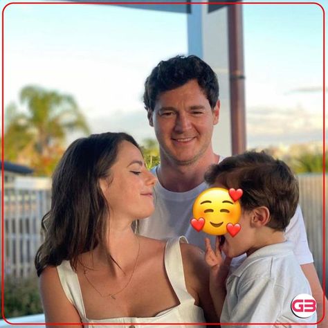 'Resident Evil' star Kaya Scodelario is expecting a second child with her longtime husband Benjamin Walker. Learn the married duo's relationship timeline! #KayaScodelario #ResidentEvil #Pregnant #BenjaminWalker #Hollywood #GlamourBuff Kaya Scodelario Pregnant, Benjamin Walker, Relationship Timeline, Kaya Scodelario, Second Baby, Second Child, Resident Evil, Role Models, Celebrity Crush