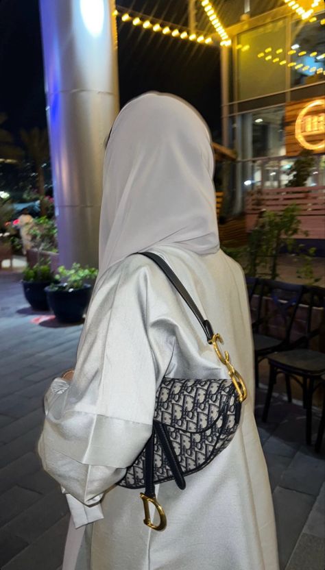 Luxury Bag Brands, Abaya Outfit, Stile Hijab, Cute Babies Photography, Cute Instagram Captions, Hijab Aesthetic, Hijabi Aesthetic, Arab Beauty, Self Portrait Poses