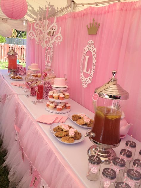 1st birthday party decorations princess twincess birthday theme - Hadley and London's treat table Treat Table, Twins 1st Birthdays, Twin First Birthday, 1st Birthday Party Decorations, Twin Birthday, 1st Birthdays, 1st Birthday Party, 1st Birthday Girls, Sweet Sixteen