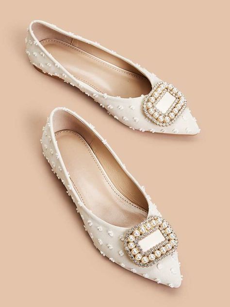 Rhinestone & Pearl Decor Flats | SHEIN USA Fancy Flats, Fairy Shoes, Beaded Shoes, Shoe Making, Footwear Design, Low Shoes, Floral Sandals, Pearl Decor, Slingback Flats