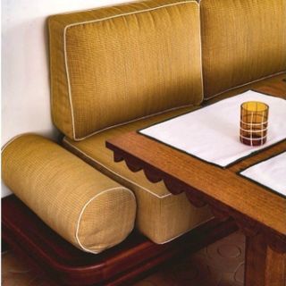 Revitaliste (@revitaliste) • Instagram photos and videos Banquette Restaurant, Joinery Details, Banquette Seating, Retro Interior, Commercial Design, Dining Room Design, Banquette, Commercial Interiors, Bar Design