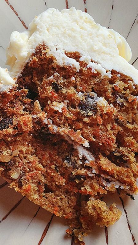 Chunky Homemade Carrot Cake Recipe with the Best Cream Cheese Frosting Homemade Carrot Cake Recipe, Carrot Cake Recipe Homemade, The Best Cream Cheese Frosting, Best Cream Cheese Frosting, Homemade Carrot Cake, I Am Baker, Best Carrot Cake, Carrot Cake Recipe, Cream Cheese Recipes