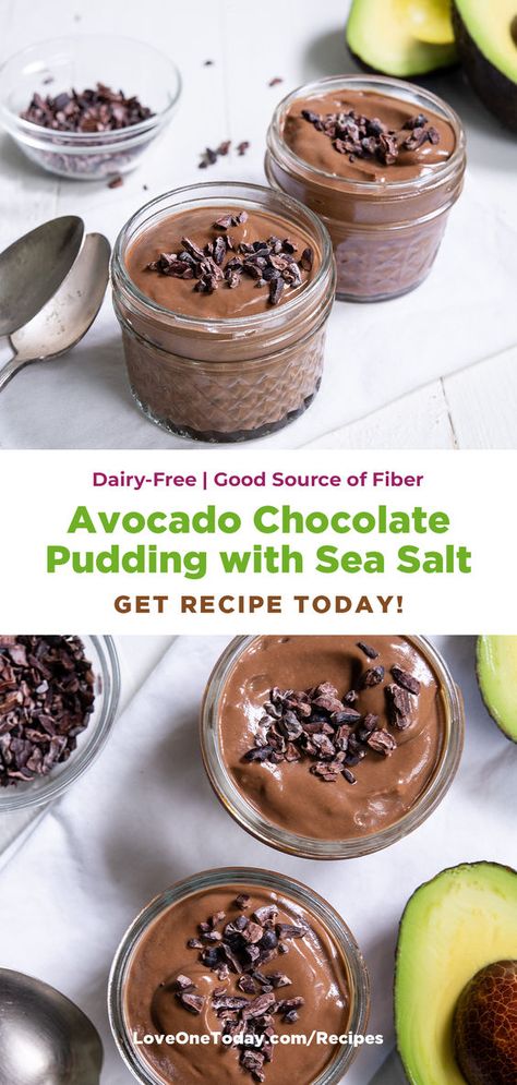 Satisfy your sweet tooth with avocado chocolate pudding! This no-cook, 4-step recipe is a dream come true – rich, delicious, and totally vegan! Plus, a sprinkle of cinnamon adds that extra magic. Celebrate love guilt-free – it's the perfect treat at just 160 calories! Get the recipe today! #AvocadoRecipes #Avocados #ValentinesDayTreats #LoveOneToday Unprocessed Dessert Recipes, Heart Of Palms Recipes, Avocado Pudding Chocolate, Vegan Pudding Recipe, Healthy Chocolate Pudding, Soft Foods Diet, Avocado Chocolate Pudding, Avocado Pudding, Healthy Recipe Ideas