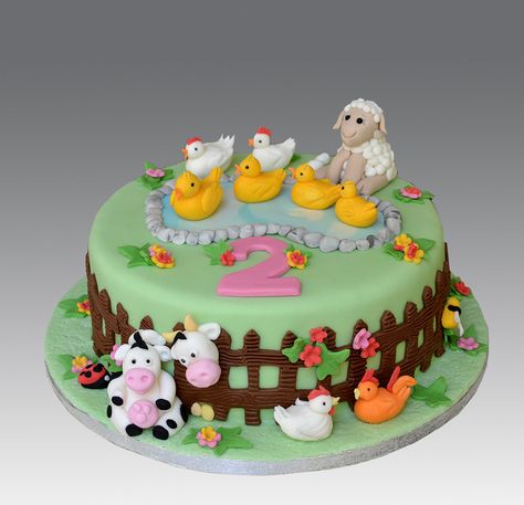 Farm Animals Cake by Gellyscakes, via Flickr Farm Cakes, Farm Birthday Cakes, Farm Animal Cakes, Tractor Cake, Cow Cakes, Animal Birthday Cakes, Farm Cake, 2 Birthday Cake, Farm Animal Birthday