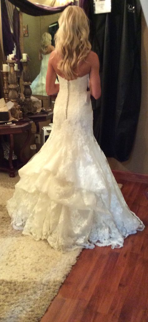 Waterfall bustle Bustle Wedding Dress Styles Trains, Wedding Dress Train Bustle, Wedding Gown Bustle, November Wedding Dresses, French Bustle, Wedding Dress Bustle, Wedding Dress Alterations, Western Wedding Dresses, Sewing Wedding Dress