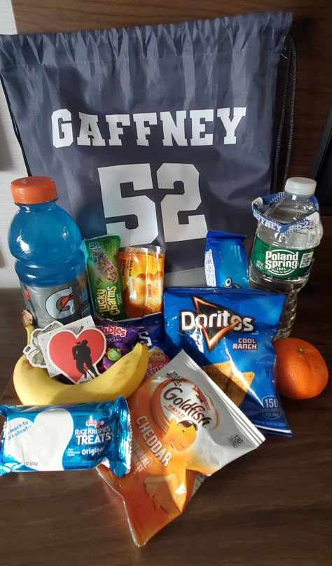 Hockey Hotel Goodie Bags, What To Pack For Hockey Tournament, Hockey Goodie Bags, Hockey Tournament Swag Bag Ideas, Hockey Loot Bag Ideas, Hockey Bags For Tournaments, Cooperstown Swag Bags, Hockey Goodie Bag Ideas, Tournament Gift Bags