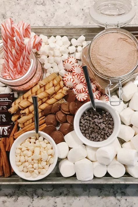 Hot Chocolate Charcuterie Board Ideas Hot Chocolate Charcuterie Board, Marshmallows Cookies, Hot Chocolate Charcuterie, Chocolate Charcuterie Board, Chocolate Charcuterie, Popsugar Food, Christmas Hot Chocolate, Holiday Recipes Christmas, Charcuterie Recipes