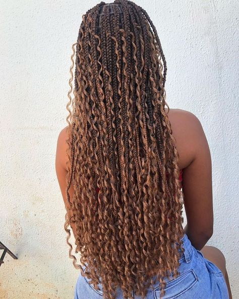 Goddess Braids Hairstyles, Box Braids Hairstyles For Black Women, Braids Hairstyles Pictures, Cute Box Braids Hairstyles, Twist Braid Hairstyles, Protective Hairstyles Braids, Box Braids Styling, Pretty Braided Hairstyles, Peinados Fáciles Para Cabello Corto