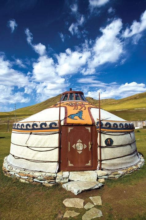 A Mongolian Ger, the round tent of the nomads of the steppes of Central Asia. Naadam Festival, Mongolian Tent, Mongolian Ger, Mongolian Yurt, Seed Art, Hippie Homes, Luxury Tents, Cabin Camping, Interesting Buildings