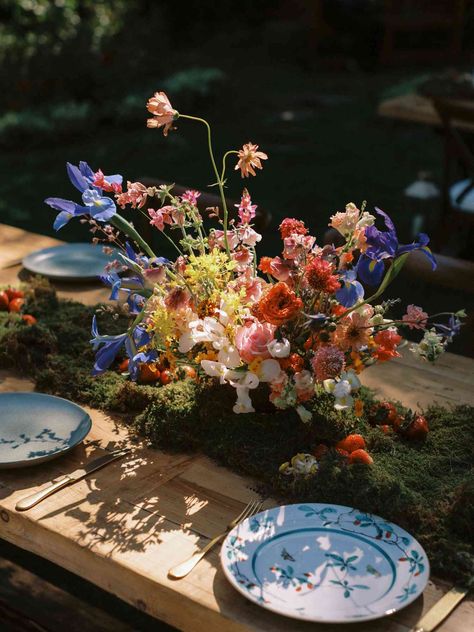 At This Cottagecore-Themed Wedding Under the Redwood Trees, Guests Rode a Mini Train to the Reception Cottagecore Wedding Theme, Bold Wedding Decor, Red Wood Forest Wedding, Flower Table Setting, Midsommar Wedding, Wildflower Wedding Guest Book, Cottagecore Wedding Cake Mushroom, Wildflower Wedding Arch Wild Flowers, Wedding In Redwood Forest