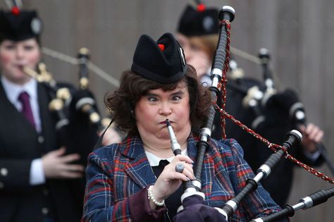 Susan Boyle tries the bagpipes but ends up going cross-eyed in hilarious picture Sam Bailey, Kanye West Wife, Susan Boyle, Richard Simmons, Great Scot, Easy Does It, Leona Lewis, Jeremy Allen White, Shannen Doherty