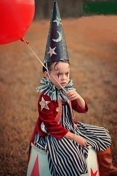 Magician Costume, Baby Kostüm, Night Circus, Circus Costume, Circus Clown, Circus Art, A Clown, Circus Birthday, Circus Theme