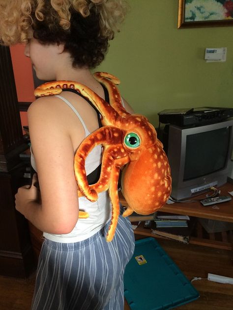 Weird Backpacks, Octopus Outfit, Octopus Clothes, Fish Backpack, Fish Clothes, Fish Outfit, Sea Outfit, Weird Products, Otto Octavius