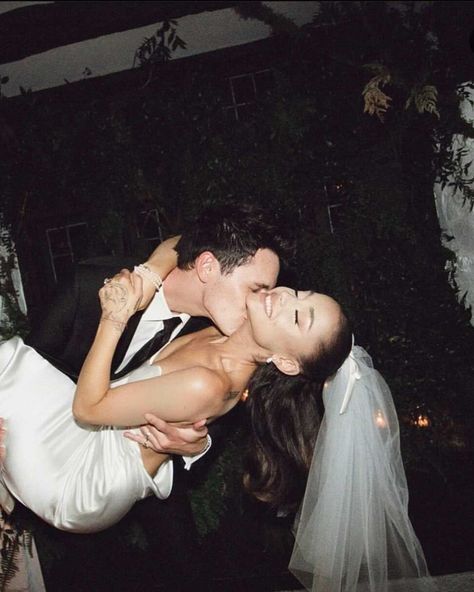 Get your A-list fix. See the top 12 celebrity weddings and parties of 2021. Dalton Gomez, Celebrity Divorce, Lillian West, Wedding Chicks, Dangerous Woman, Married Woman, Big Wedding, Margot Robbie, Wedding Pics