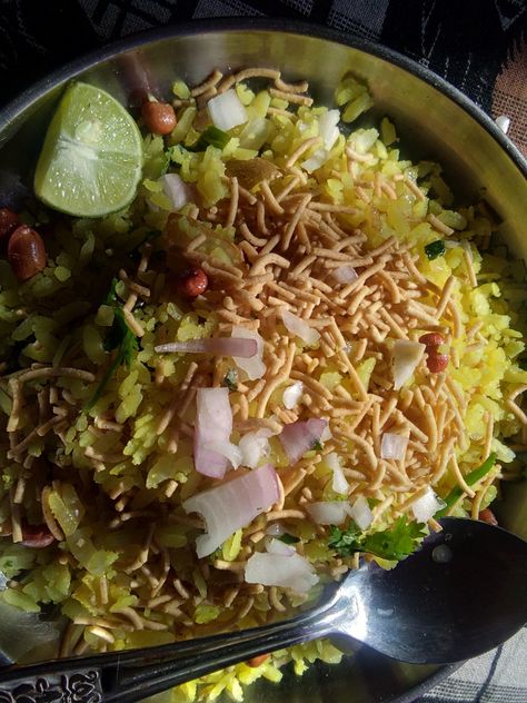 Poha Snapchat, Poha Snap, Rukmani Krishna, Snap Stories, Hebbar's Kitchen, Food Health Benefits, Healthy Food Inspiration, Drink Photography, Cloth Design