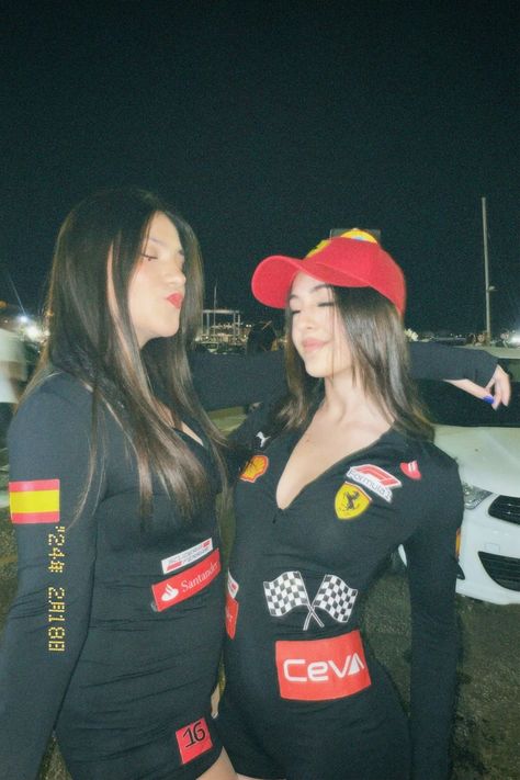 Ferrari Halloween Costume Women, F1 Driver Costume, Chic Halloween Costumes, Halloween Costumes For Friends, Costumes For Friends, Racer Costume, Ferrari Girl, Halloween Costumes Brunette, Carnaval Outfit