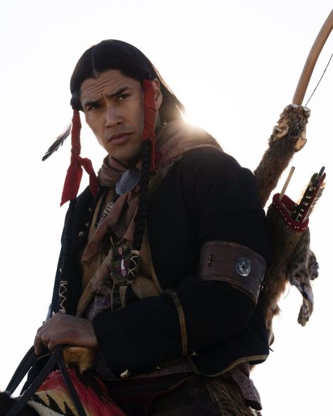 Martin Sensmeier 1883, Manifestation Boyfriend, Yellowstone 1883, Indigenous Men, Martin Sensmeier, Native American Actors, Boho Ideas, Cowgirl Stuff, Native American Images