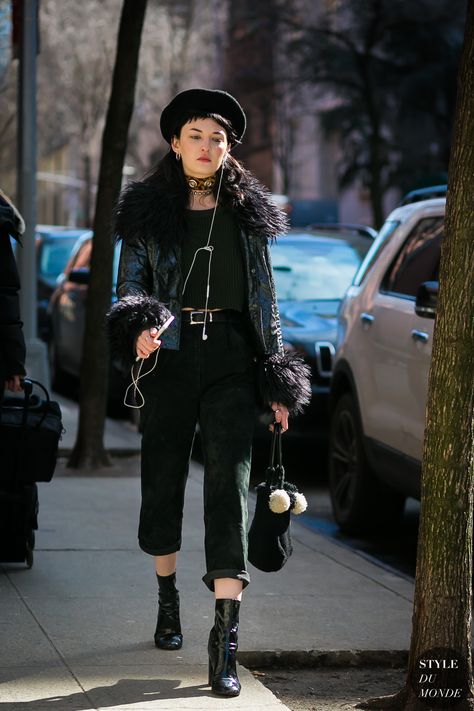 New York Fashion Week Fall 2017 Street Style: Jenny Folsom Photography Street Style, Model New York, Street Style Fashion Photography, Street Model, Artistic Fashion Photography, Model Off Duty, Photography Street, New Street Style, Street New York