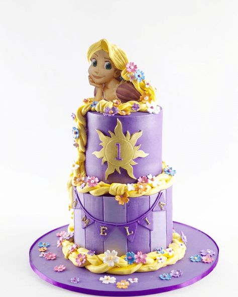 Tangled Cake Design Images (Cake Gateau Ideas) - 2020 Rapunzel Torte, Torturi Baby Shower, Rapunzel Birthday Cake, Tangled Cake, Bolo Rapunzel, Rapunzel Cake, Tangled Birthday Party, Rapunzel Birthday Party, Tangled Birthday